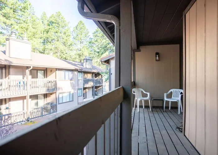 Sports Village, 3 Bedroom 2 Ba, Fireplace, Sleeps 6 Holiday home Indian Pine
