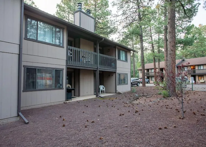 Sports Village, 3 Bedroom 2 Ba, Fireplace, Sleeps 6