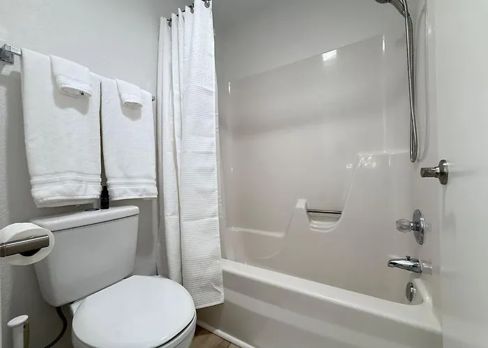 Sports Village, 3 Bedroom 2 Ba, Fireplace, Sleeps 6 Indian Pine